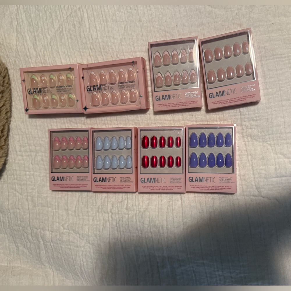 NWT Glamnetic Nails never opened